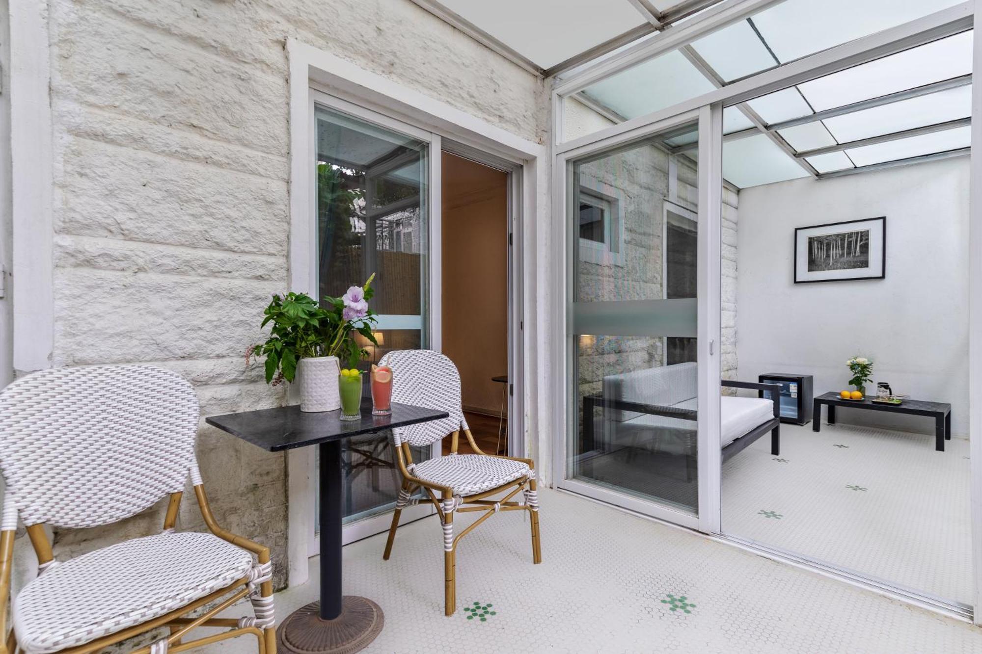 Shenzhen No'6 Garden Villa --French Window With Garden View,Close To Sea World &Shekou Ferry Port &K11 Ecoast &Subway Nearby ,Offer Western Food And Coffee &English Speaking With Tour Services Екстер'єр фото
