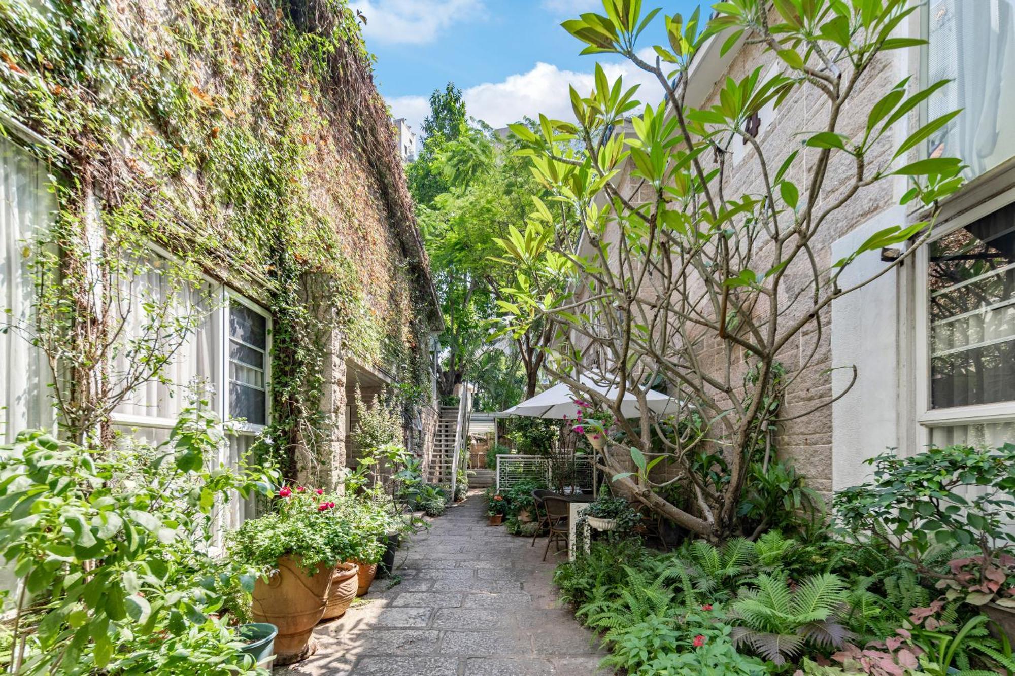 Shenzhen No'6 Garden Villa --French Window With Garden View,Close To Sea World &Shekou Ferry Port &K11 Ecoast &Subway Nearby ,Offer Western Food And Coffee &English Speaking With Tour Services Екстер'єр фото