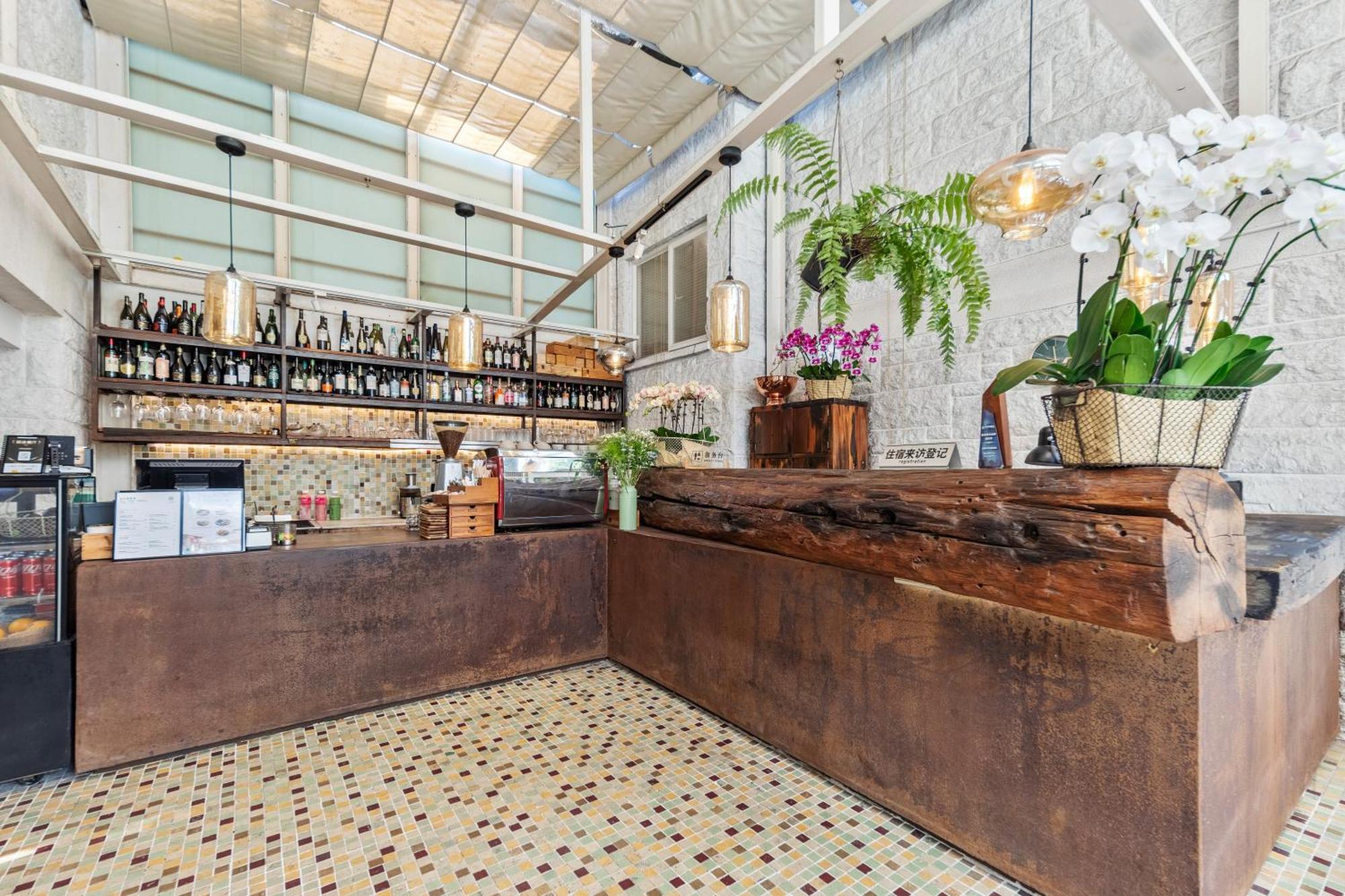 Shenzhen No'6 Garden Villa --French Window With Garden View,Close To Sea World &Shekou Ferry Port &K11 Ecoast &Subway Nearby ,Offer Western Food And Coffee &English Speaking With Tour Services Екстер'єр фото