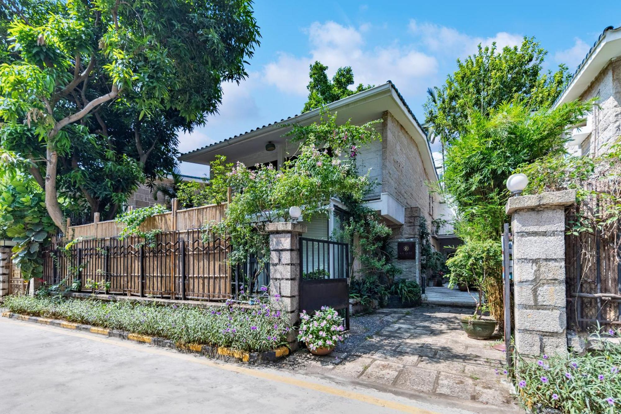 Shenzhen No'6 Garden Villa --French Window With Garden View,Close To Sea World &Shekou Ferry Port &K11 Ecoast &Subway Nearby ,Offer Western Food And Coffee &English Speaking With Tour Services Екстер'єр фото