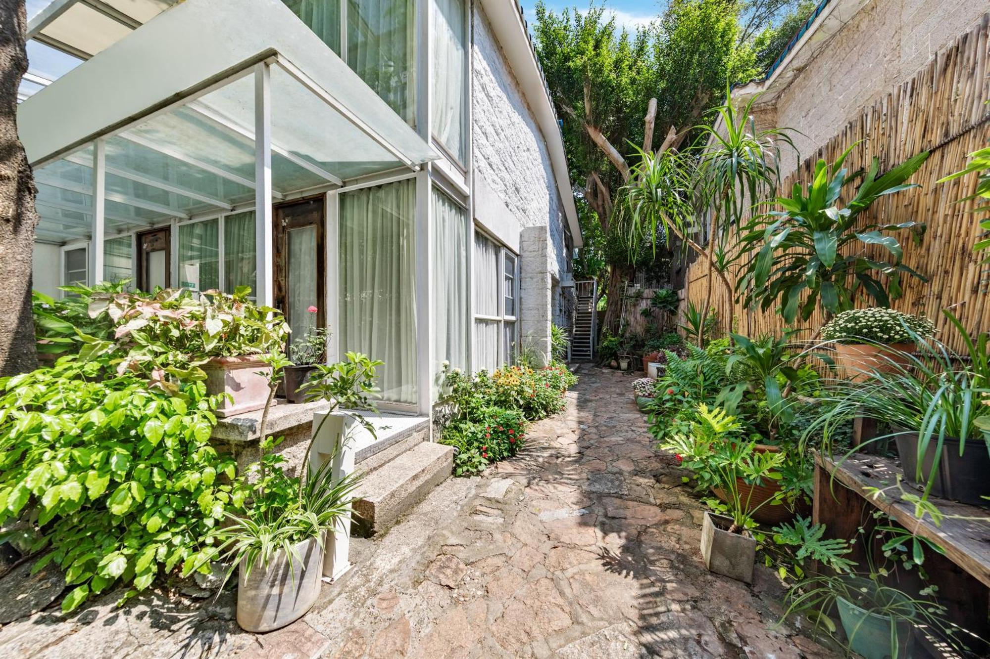 Shenzhen No'6 Garden Villa --French Window With Garden View,Close To Sea World &Shekou Ferry Port &K11 Ecoast &Subway Nearby ,Offer Western Food And Coffee &English Speaking With Tour Services Екстер'єр фото